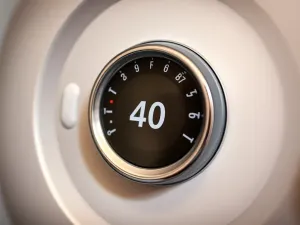 W jakiej temperaturze prać pościel, aby była czysta i świeża?